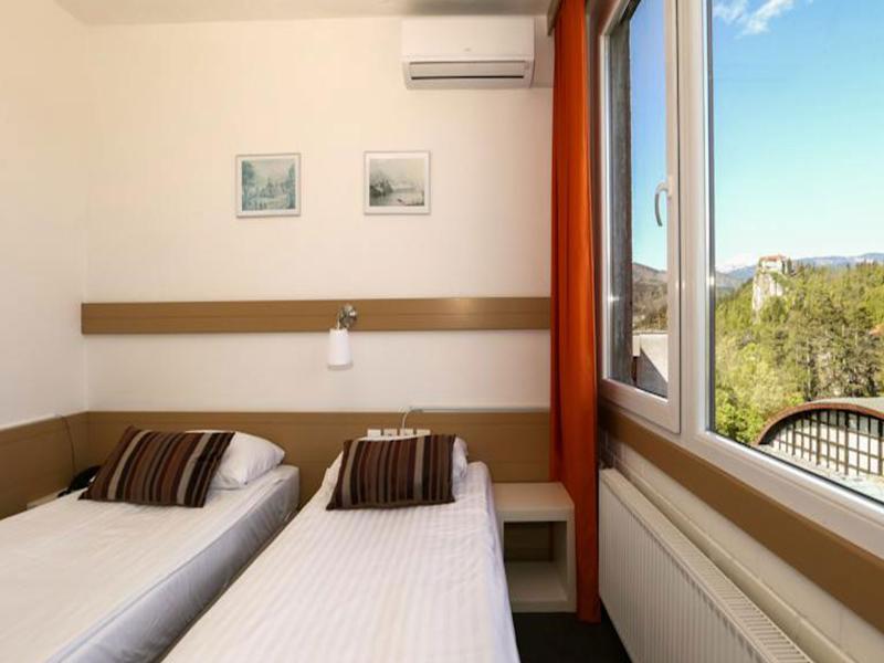 Hotel Krim Bled Exterior photo